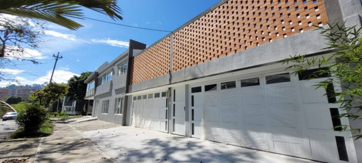 Local en Arriendo - Alamos, Pereira, 256,002 m² (foto 5) — CREBI