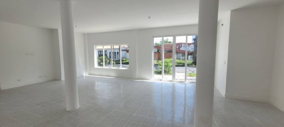 Local en Arriendo - Alamos, Pereira, 256,002 m² (foto 8) — CREBI