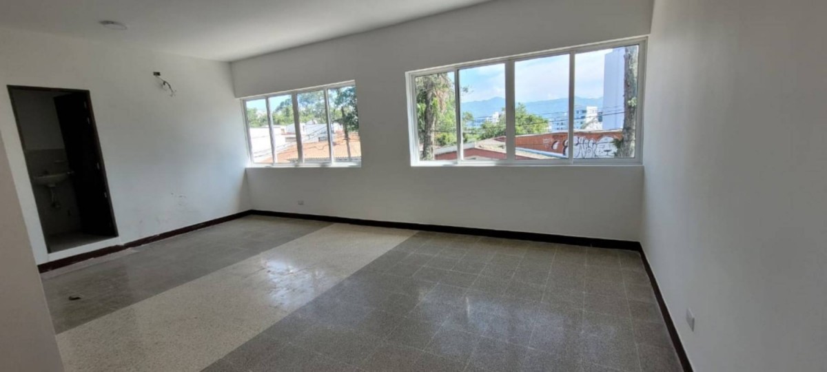Local en Arriendo - Alamos, Pereira, 325,002 m² (foto 8) — CREBI