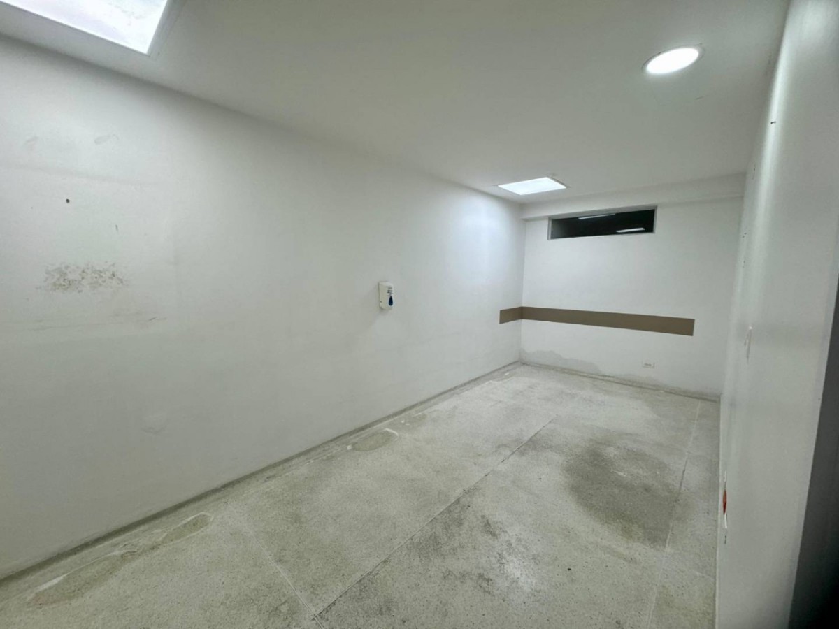 Local en Arriendo - Alamos, Pereira, 608,002 m² (foto 14) — CREBI