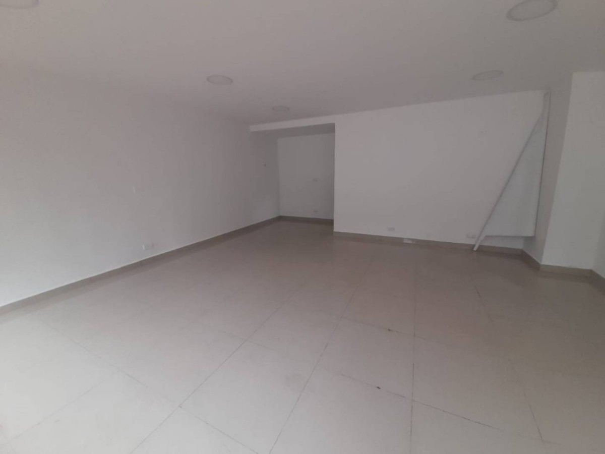 Local en Arriendo - Alpes, Pereira, 32,002 m² (foto 3) — CREBI