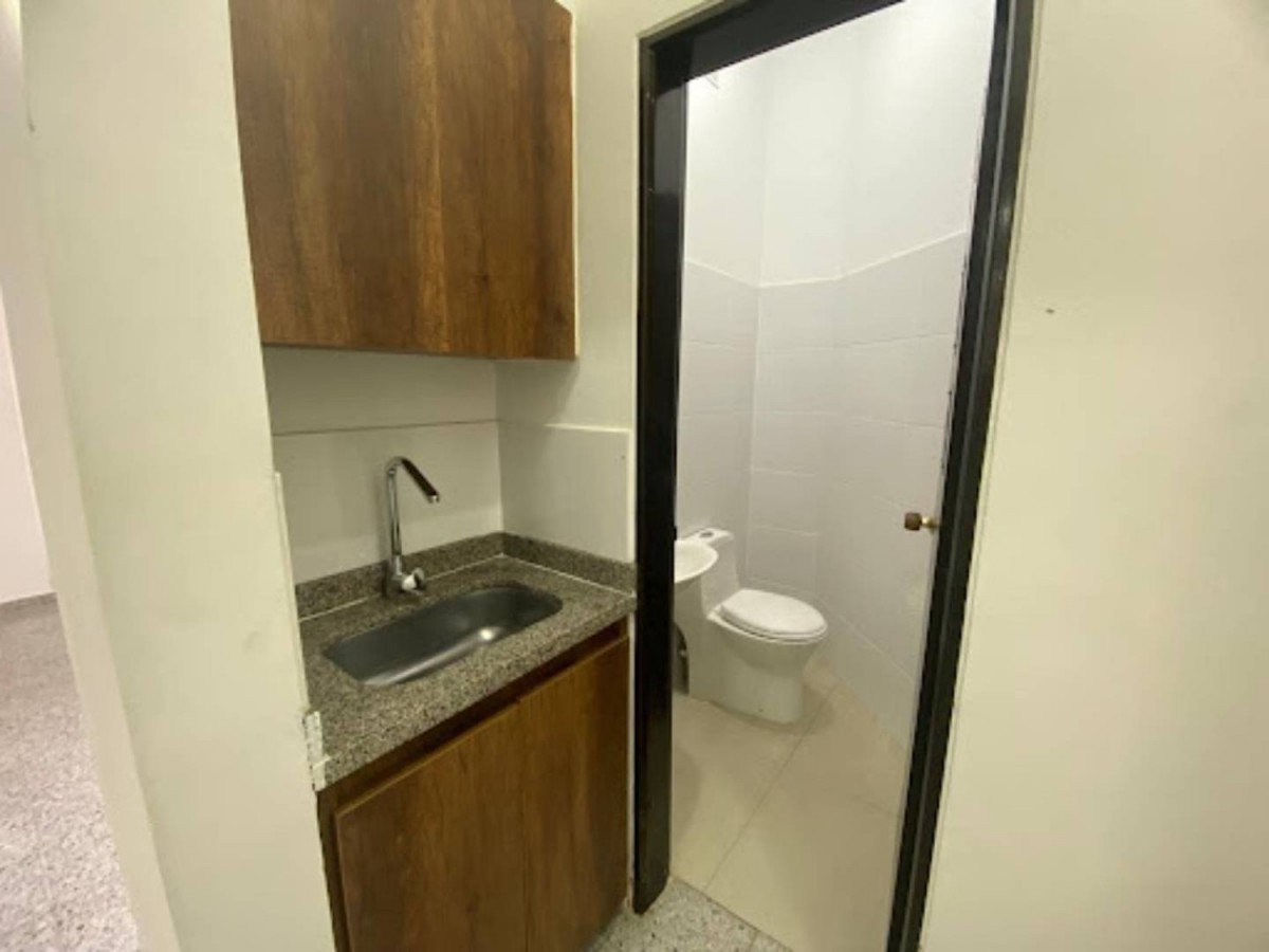 Local en Arriendo - Alpes, Pereira, 60,002 m² (foto 5) — CREBI