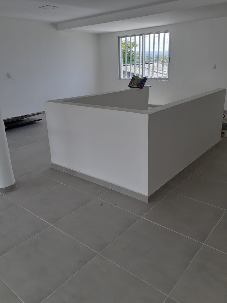 Local en Arriendo - Av 30 De Agosto, Pereira, 170,002 m² (foto 6) — CREBI