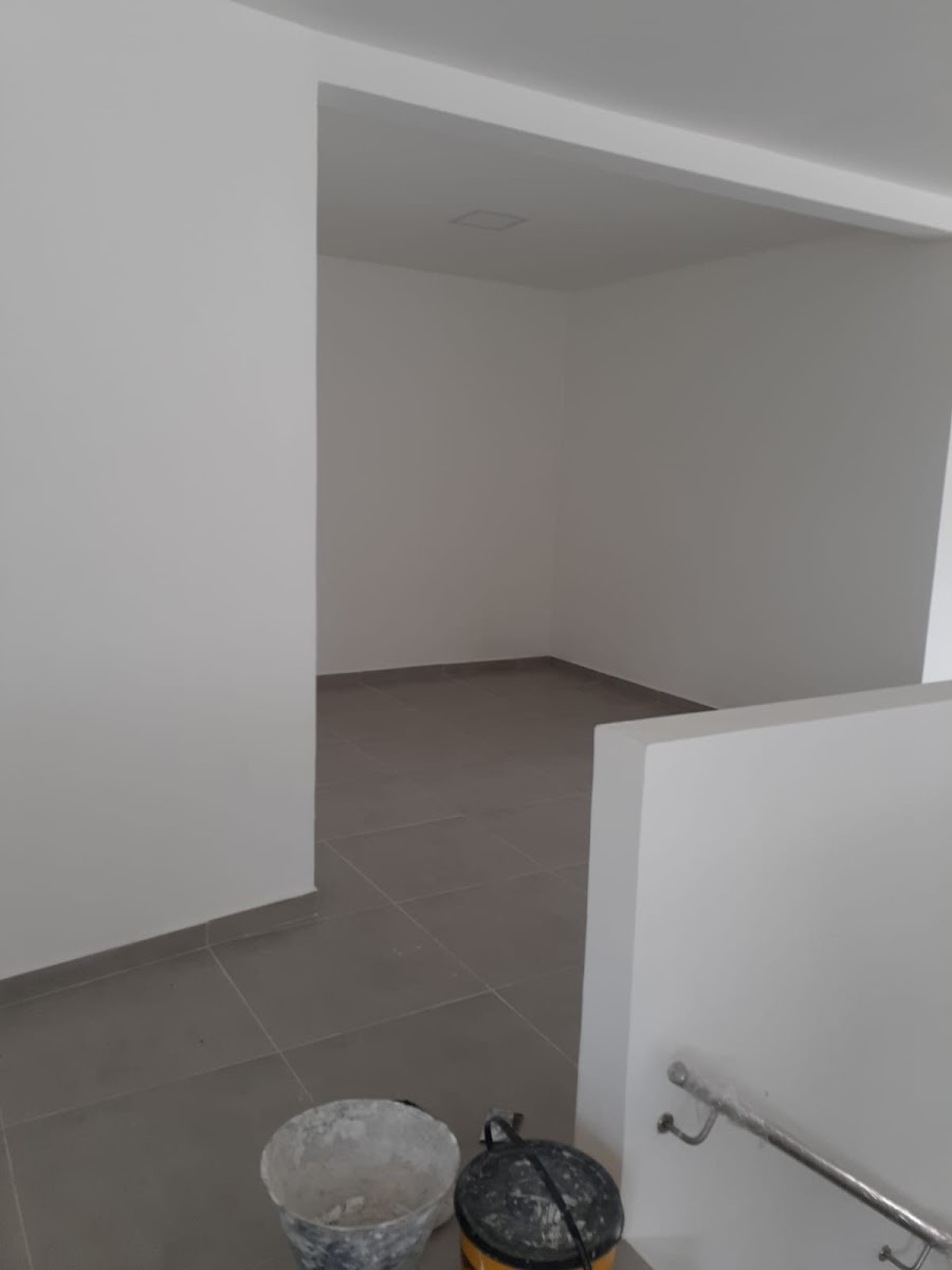 Local en Arriendo - Av 30 De Agosto, Pereira, 170,002 m² (foto 7) — CREBI