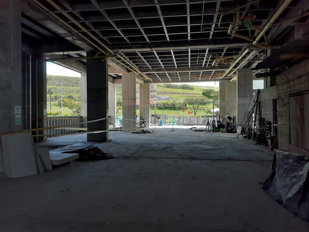 Local en Venta - Av 30 De Agosto, Pereira, 184,002 m² (foto 5) — CREBI