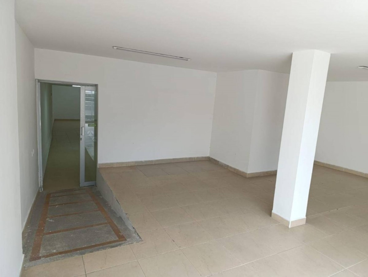 Local en Arriendo - Av 30 De Agosto, Pereira, 115,002 m² (foto 7) — CREBI