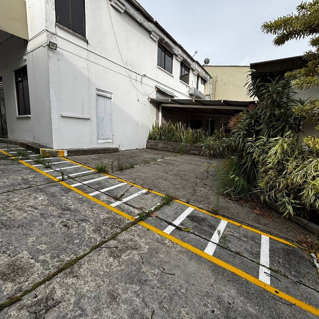 Local en Arriendo - Av 30 De Agosto, Pereira, 1571,002 m² (foto 11) — CREBI