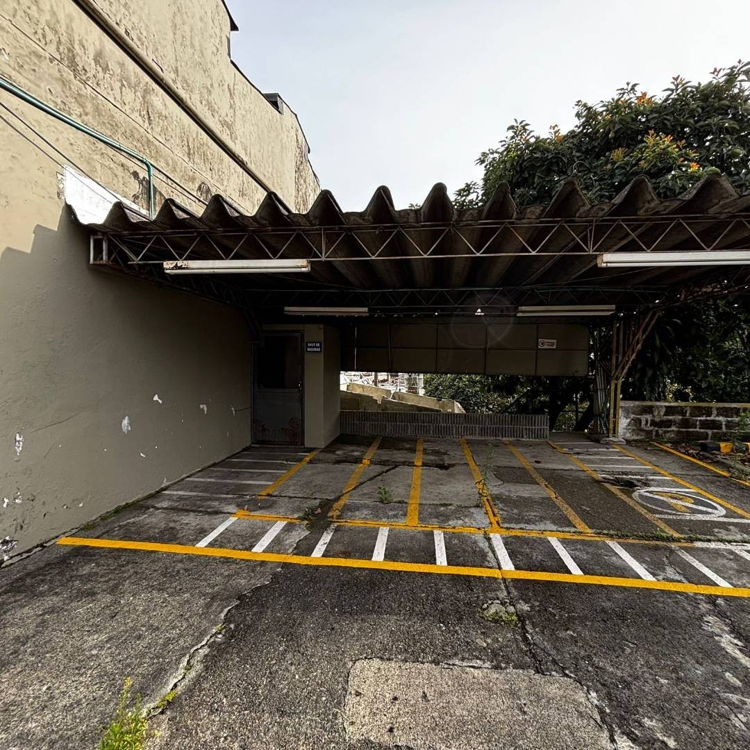 Local en Arriendo - Av 30 De Agosto, Pereira, 1571,002 m² (foto 15) — CREBI