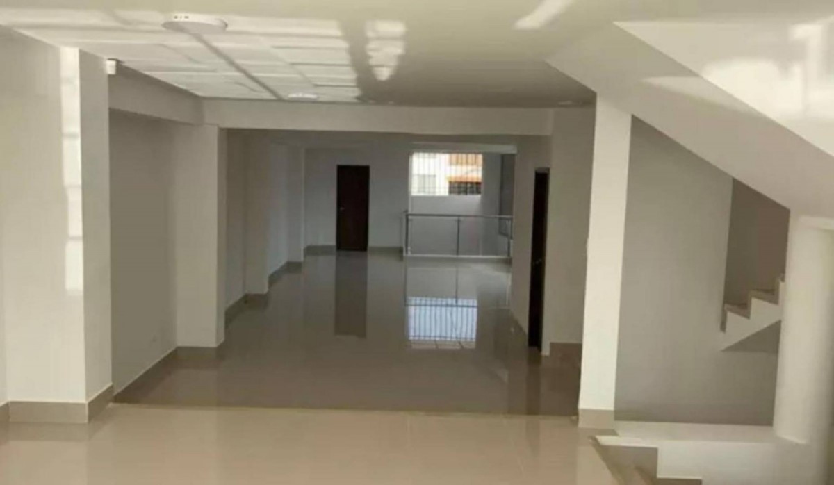 Local en Arriendo - Av 30 De Agosto, Pereira, 250,002 m² (foto 3) — CREBI