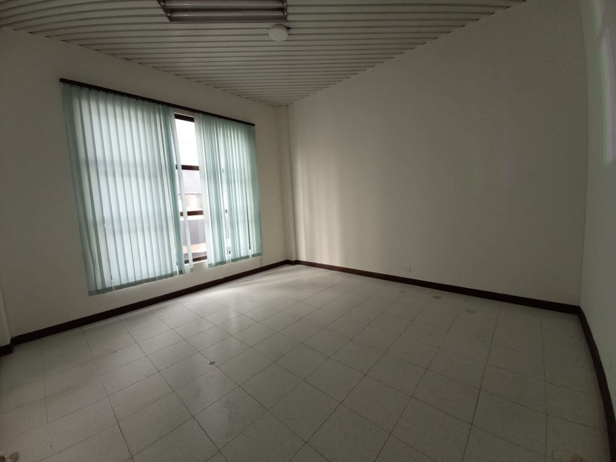 Local en Venta - Centro, Pereira, 44,002 m² (foto 6) — CREBI