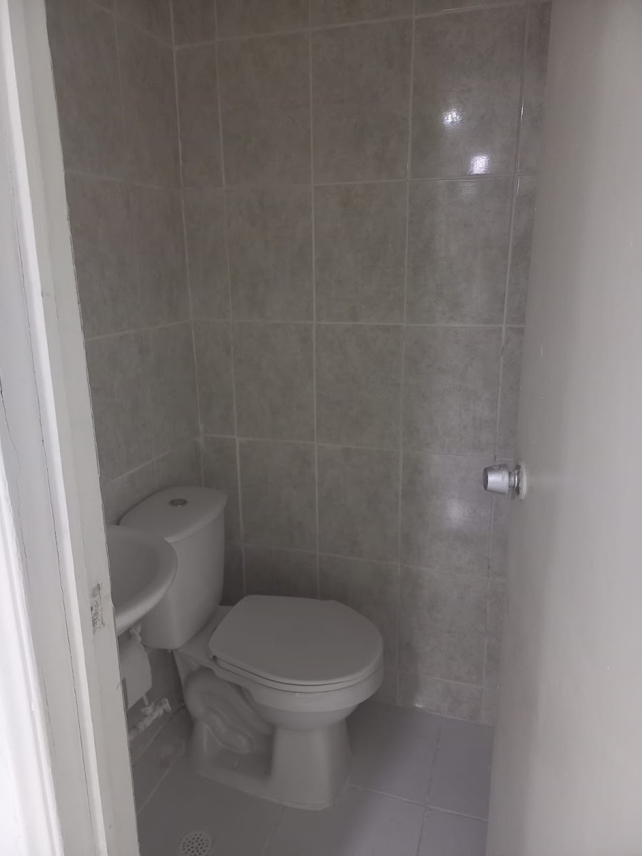 Local en Arriendo - Centro, Pereira, 37,002 m² (foto 2) — CREBI