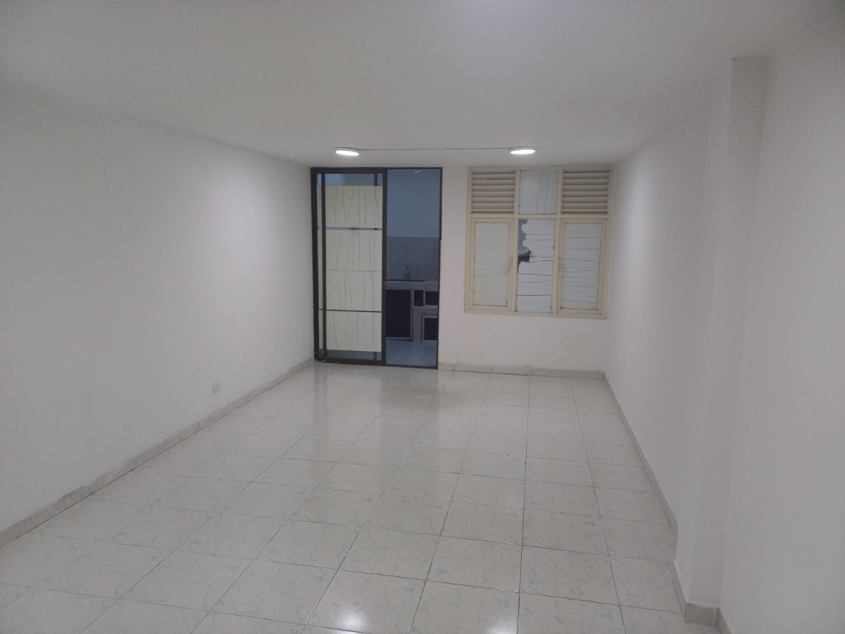 Local en Arriendo - Centro, Pereira, 37,002 m² (foto 6) — CREBI
