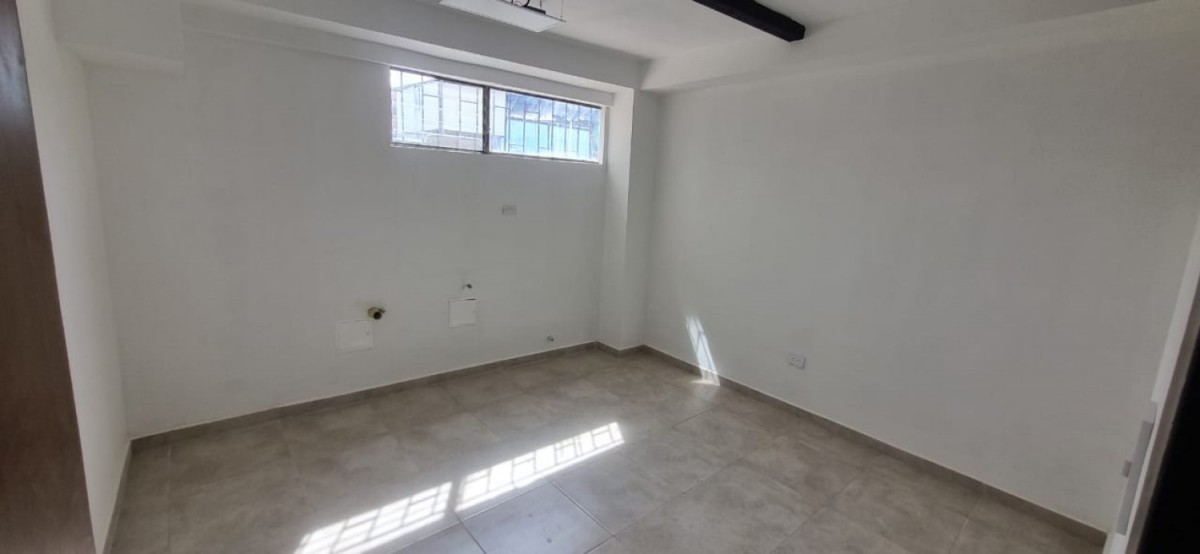 Local en Arriendo - Circunvalar, Pereira, 140,002 m² (foto 3) — CREBI