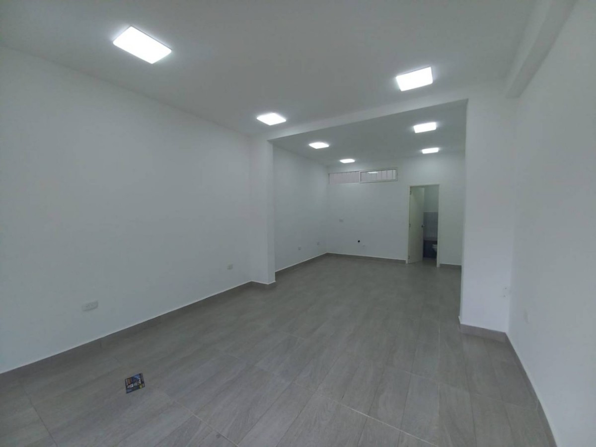 Local en Arriendo - Circunvalar, Pereira, 40,002 m² (foto 4) — CREBI