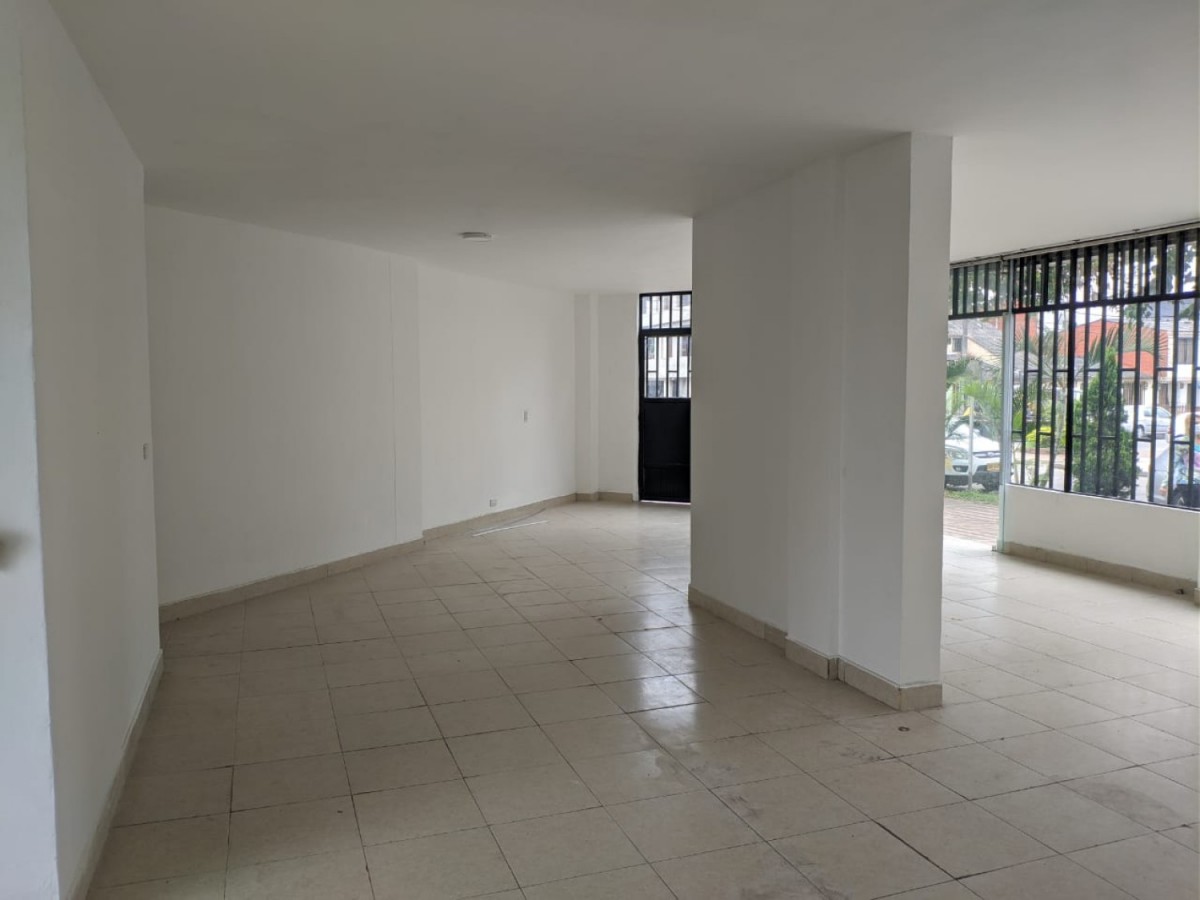 Local en Venta - El Poblado Ii, Pereira, 140,002 m² (foto 3) — CREBI