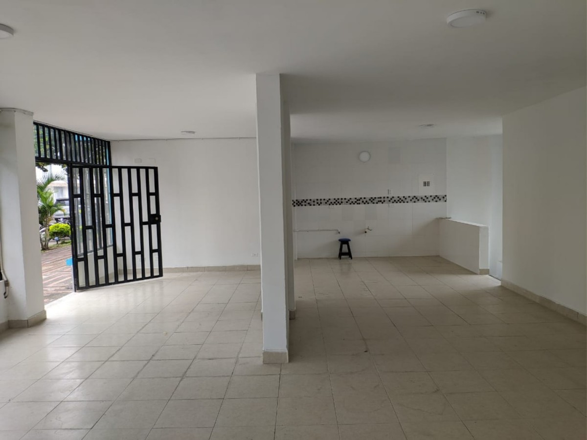 Local en Venta - El Poblado Ii, Pereira, 140,002 m² (foto 5) — CREBI