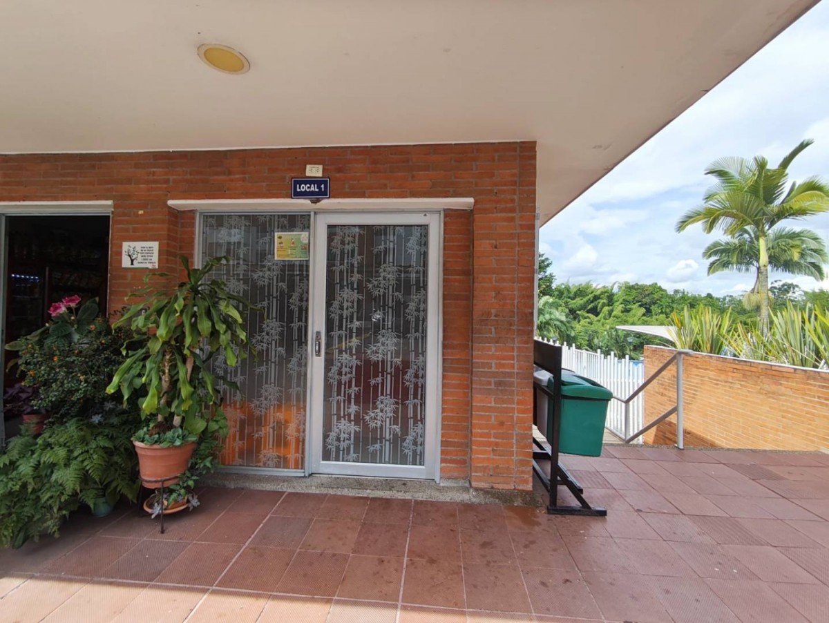 Local en Venta - La Villa, Pereira, 14,002 m² (foto 3) — CREBI