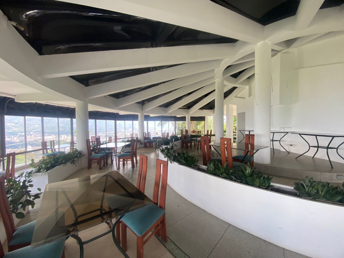 Local en Arriendo - Pinares, Pereira, 768,002 m² (foto 12) — CREBI