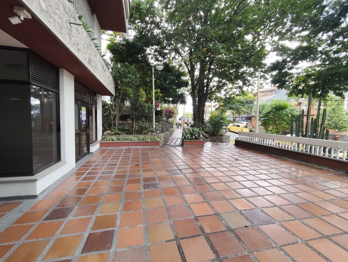 Local en Arriendo - Pinares, Pereira, 24,002 m² (foto 4) — CREBI