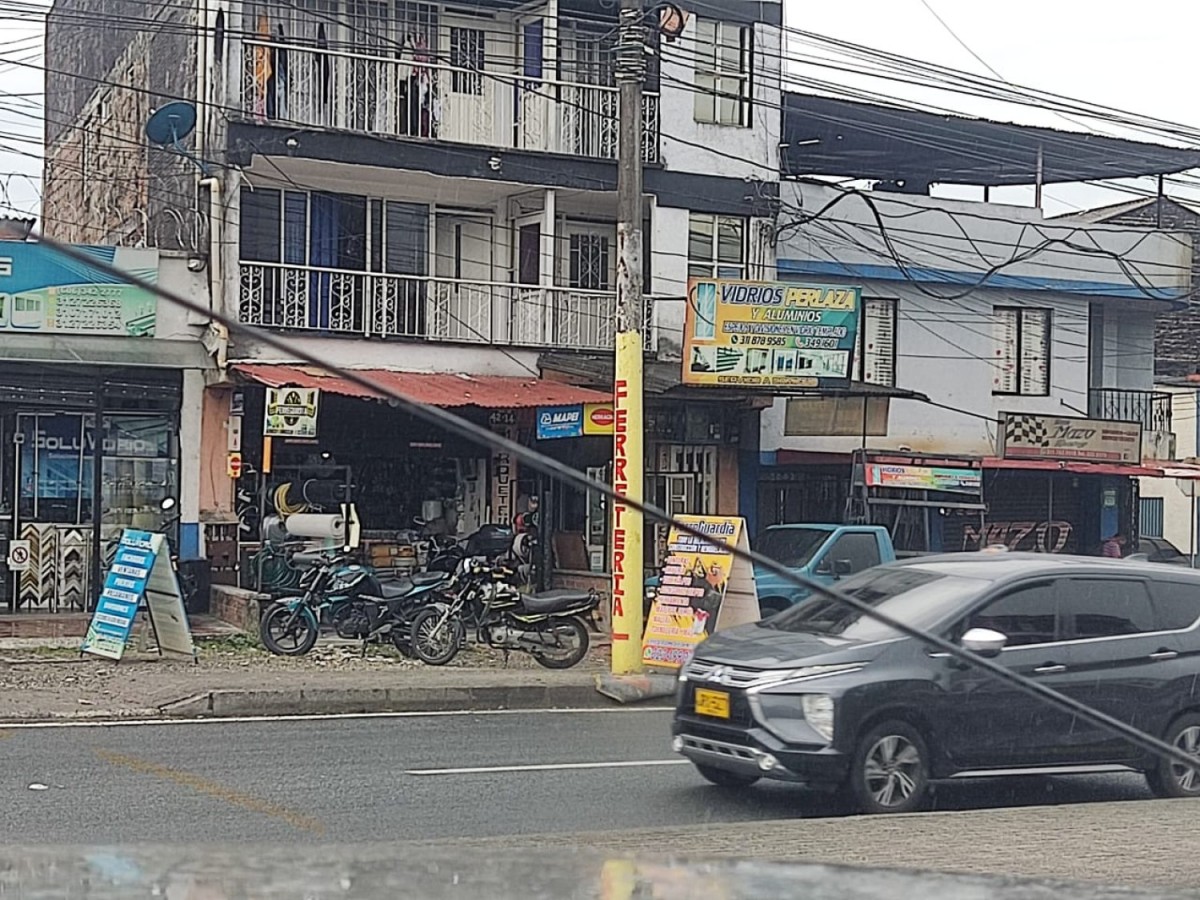 Local en Venta - Playa Rica, Dosquebradas, 80,002 m² (foto 2) — CREBI