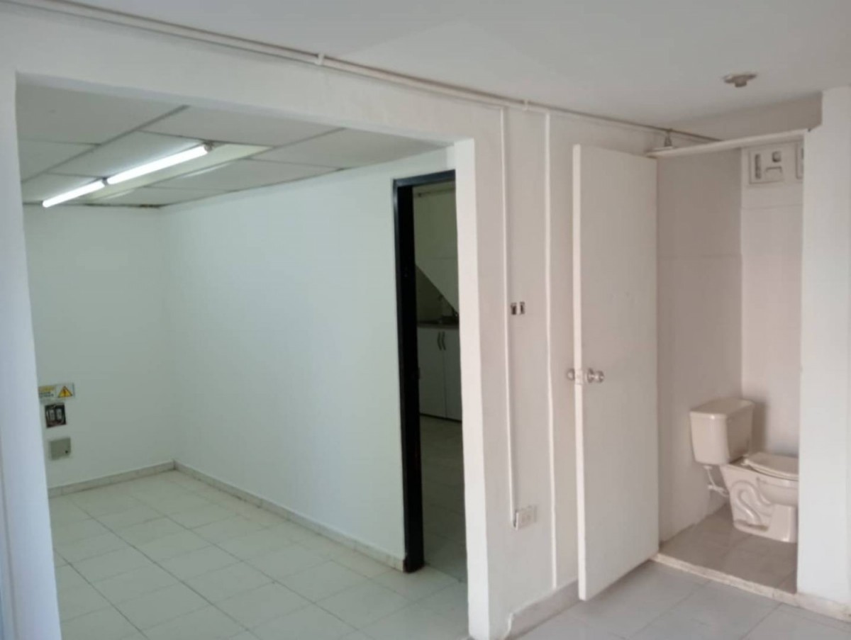 Local en Arriendo - Popular, Pereira, 35,002 m² (foto 4) — CREBI