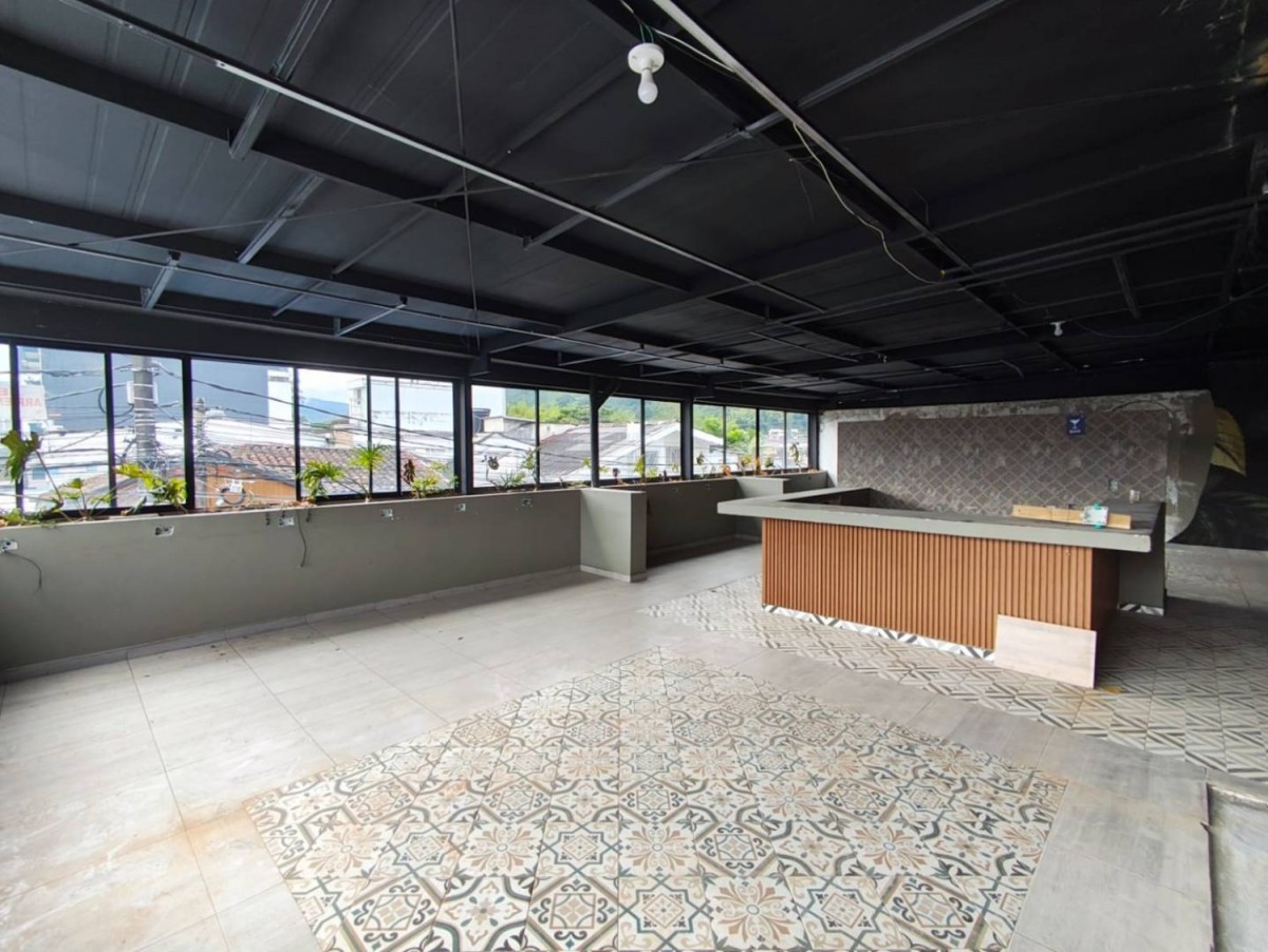 Local en Arriendo - Popular, Pereira, 161,002 m² (foto 4) — CREBI