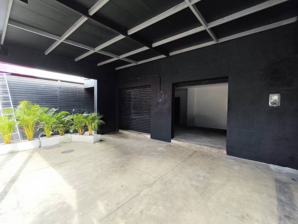 Local en Arriendo - Popular, Pereira, 74,002 m² (foto 3) — CREBI
