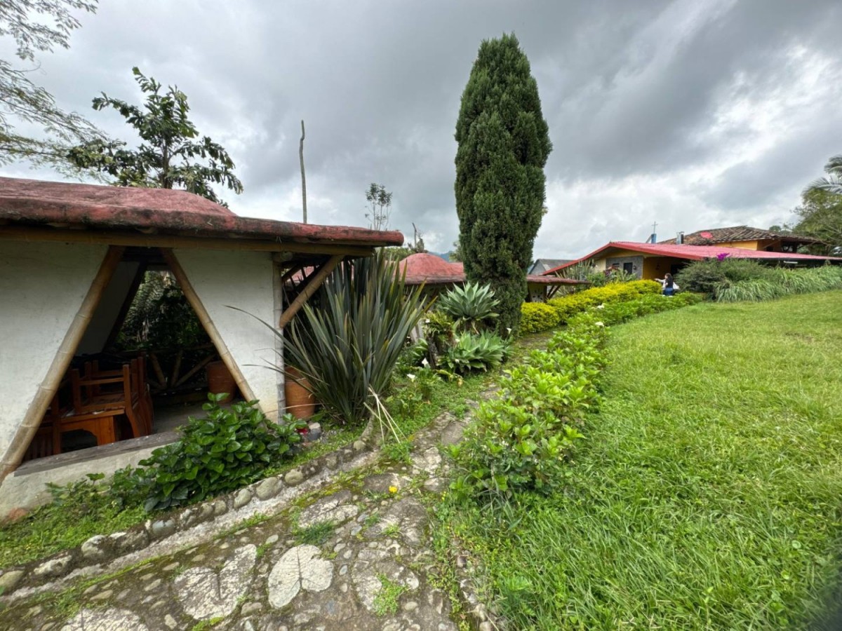 Local en Arriendo - Santa Rosa De Cabal, Santa Rosa De Cabal, 2500,002 m² (foto 3) — CREBI