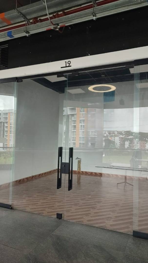 Local en Venta - Via Variante Condina, Pereira, 30,002 m² (foto 3) — CREBI