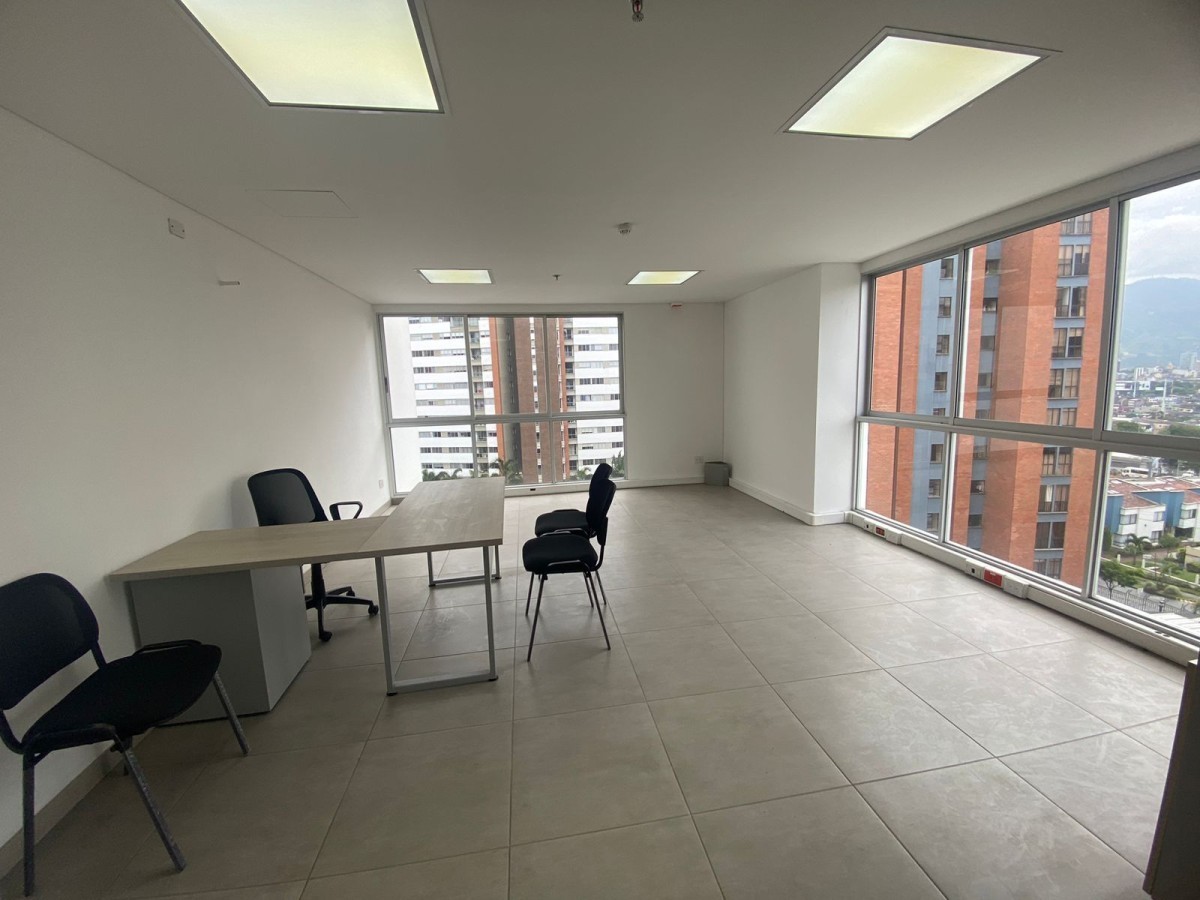 Oficina  en Venta - Alamos, Pereira, 74,002 m² (foto 5) — CREBI