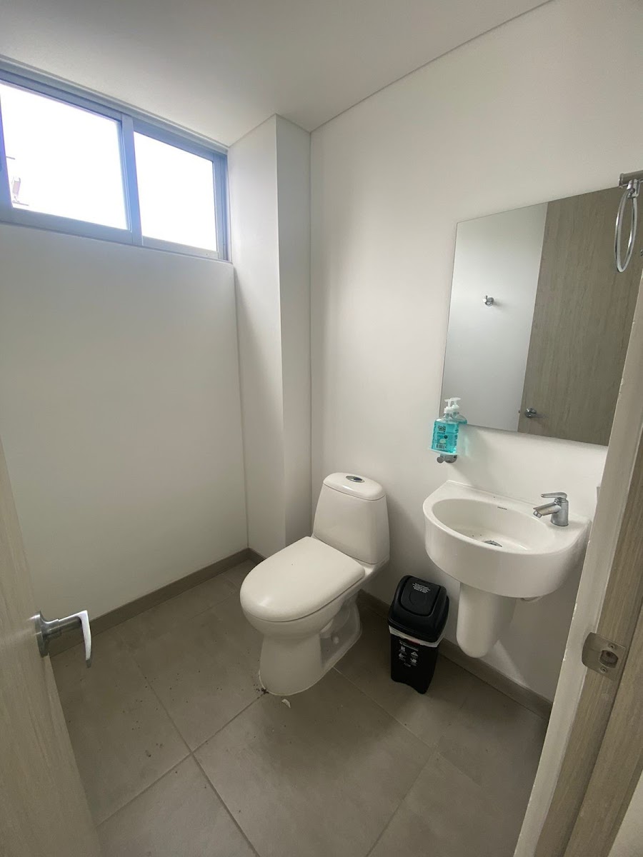 Oficina  en Venta - Alamos, Pereira, 74,002 m² (foto 8) — CREBI