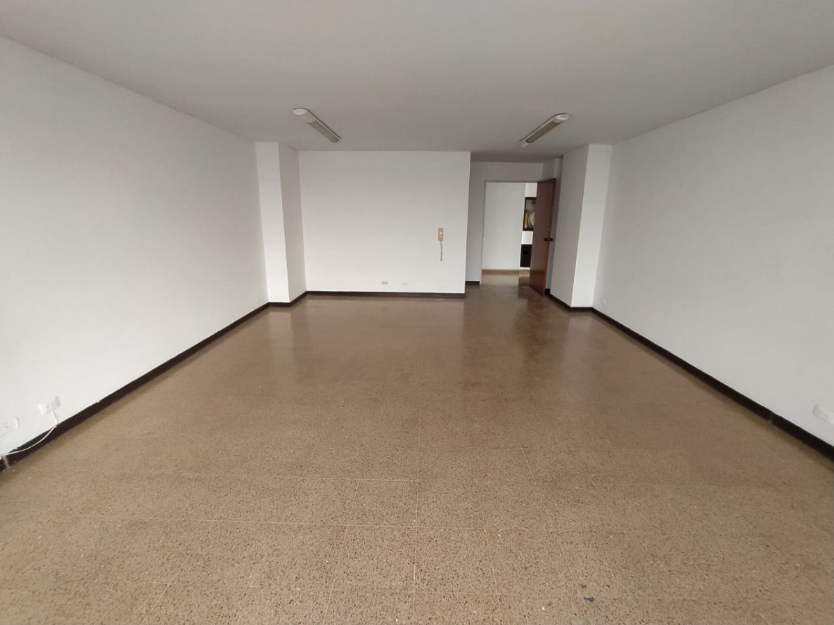 Oficina  en Arriendo - Av 30 De Agosto, Pereira, 40,002 m² (foto 5) — CREBI