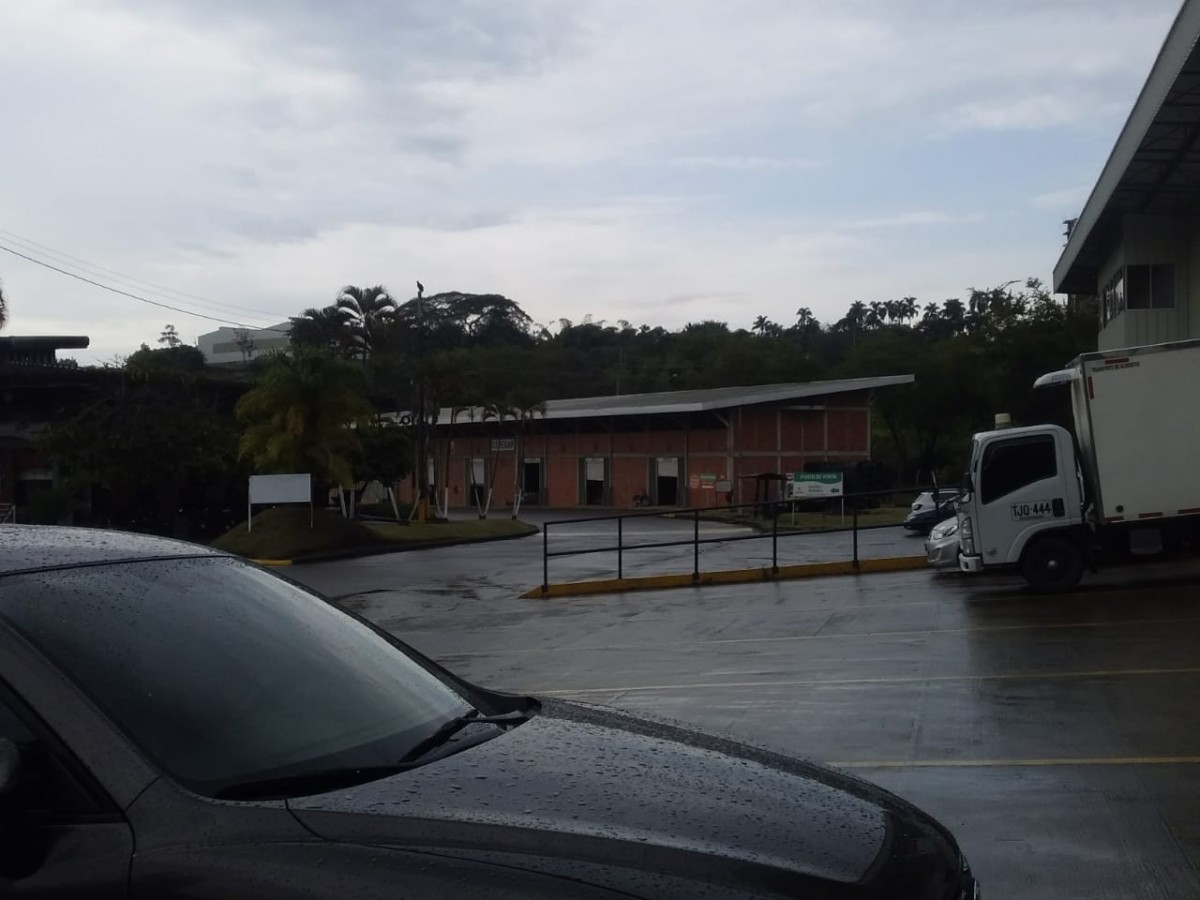 Oficina  en Venta - Av.de Las Americas, Pereira, 124,002 m² (foto 2) — CREBI