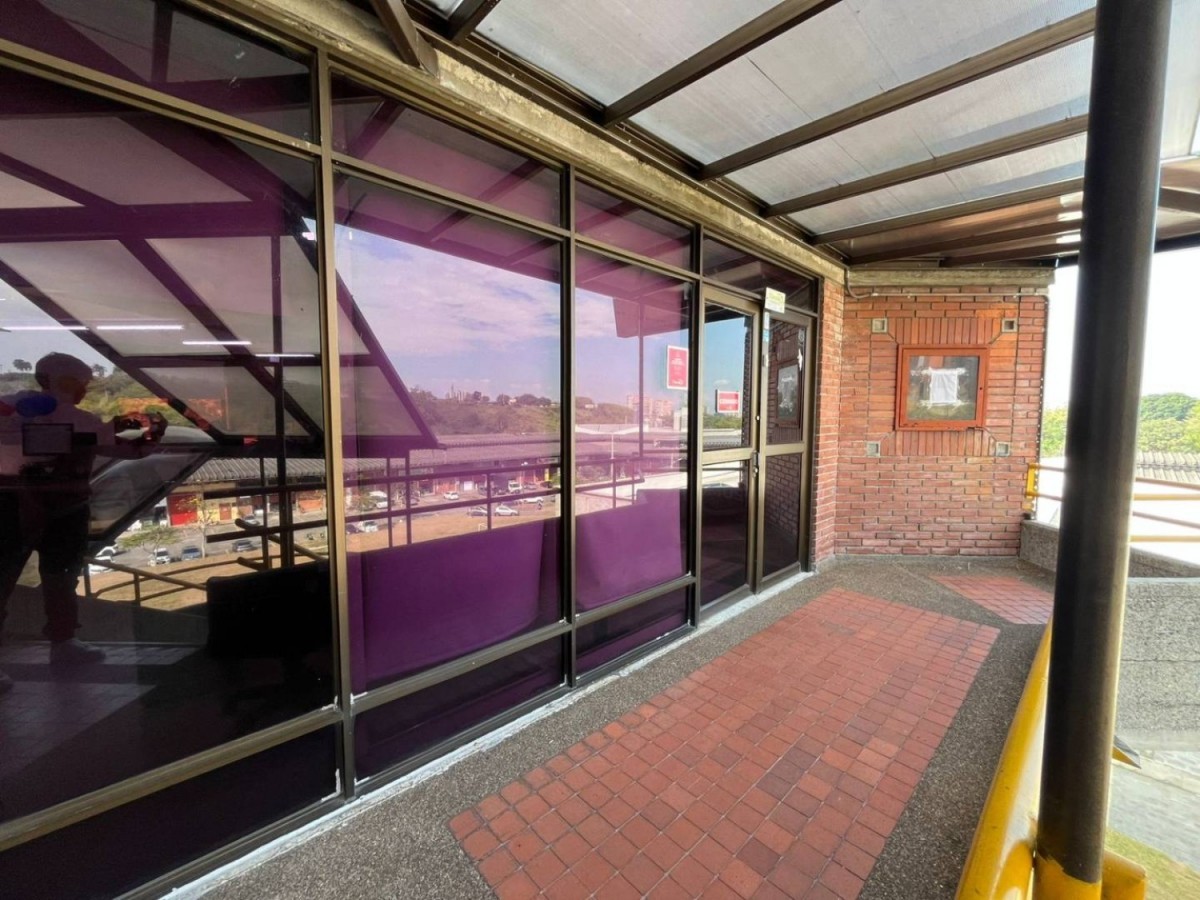 Oficina  en Arriendo - Av.de Las Americas, Pereira, 218,002 m² (foto 2) — CREBI