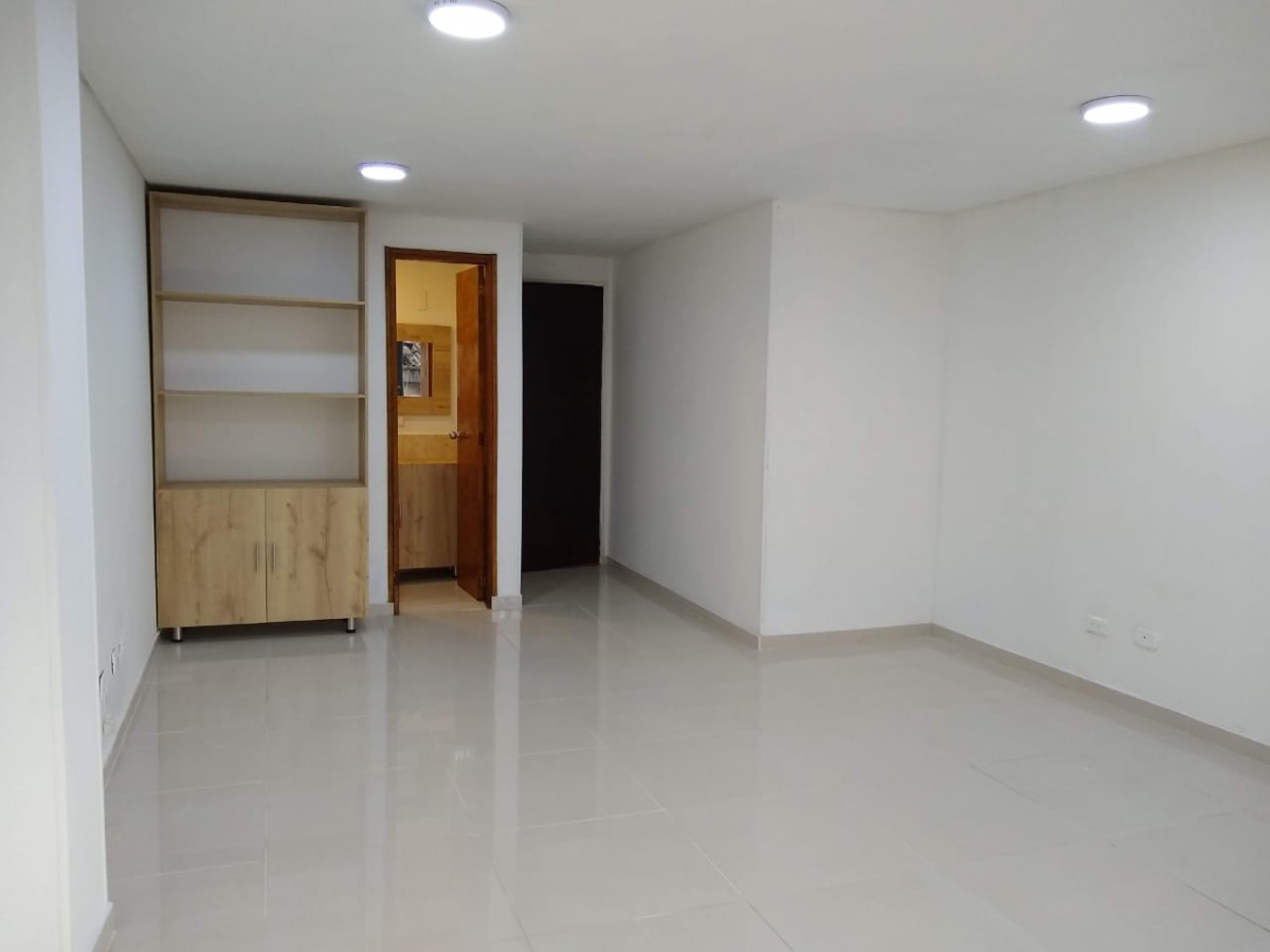 Oficina  en Venta - Centro, Pereira, 30,002 m² (foto 2) — CREBI