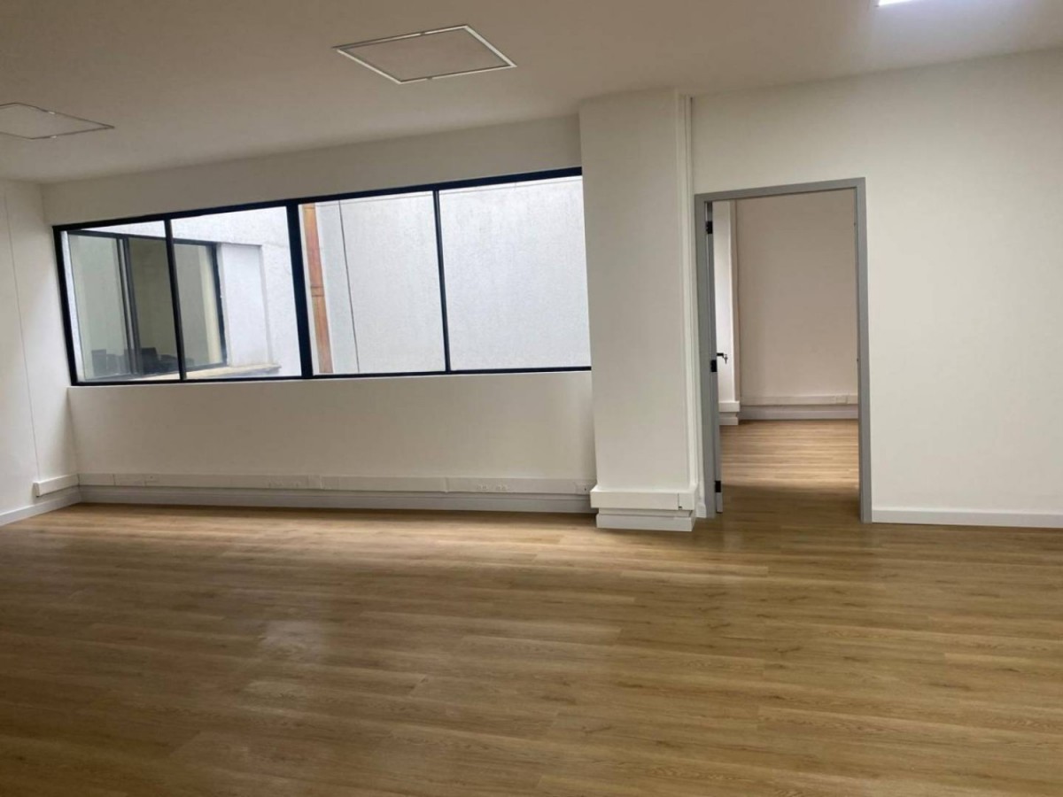 Oficina  en Arriendo - Centro, Pereira, 86,002 m² (foto 5) — CREBI