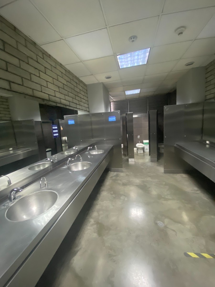 Oficina  en Arriendo - Centro, Pereira, 141,002 m² (foto 2) — CREBI