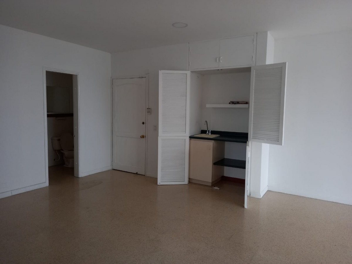 Oficina  en Venta - Centro, Pereira, 56,002 m² (foto 10) — CREBI