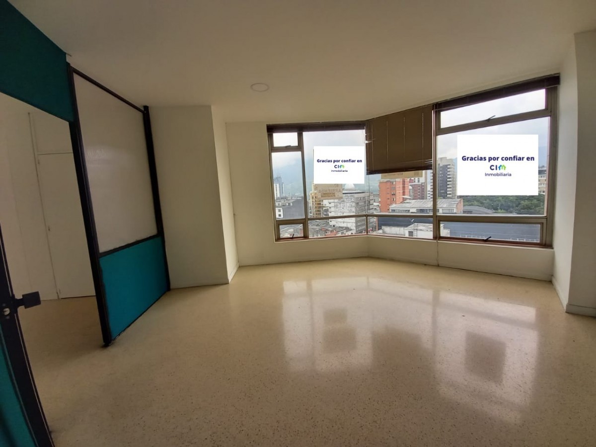 Oficina  en Venta - Centro, Pereira, 56,002 m² (foto 4) — CREBI