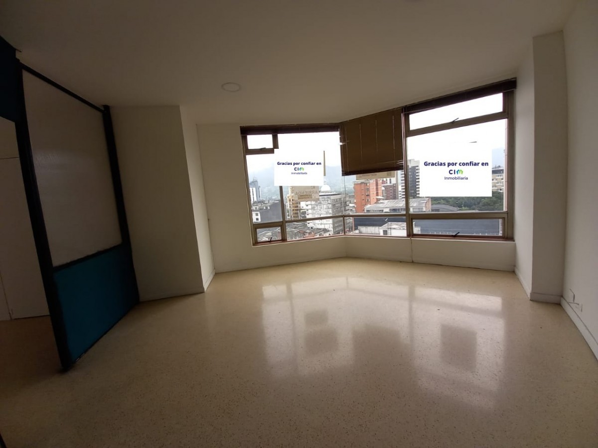 Oficina  en Venta - Centro, Pereira, 56,002 m² (foto 8) — CREBI