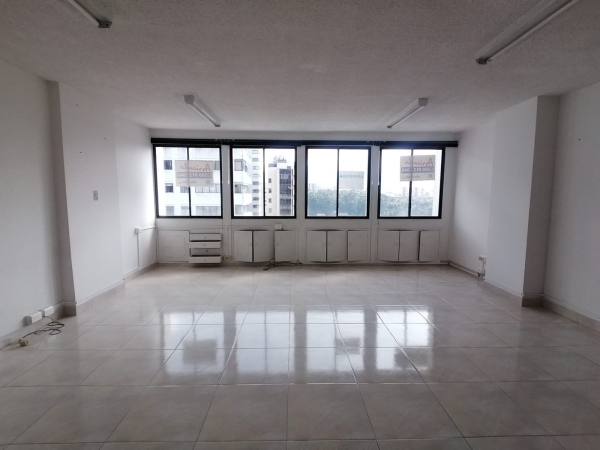 Oficina  en Venta - Centro, Pereira, 35,002 m² (foto 5) — CREBI