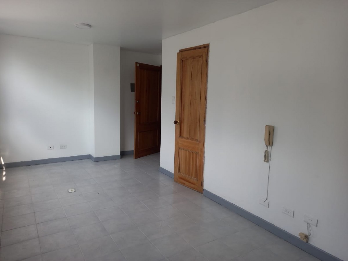 Oficina  en Venta - Centro, Pereira, 20,002 m² (foto 3) — CREBI