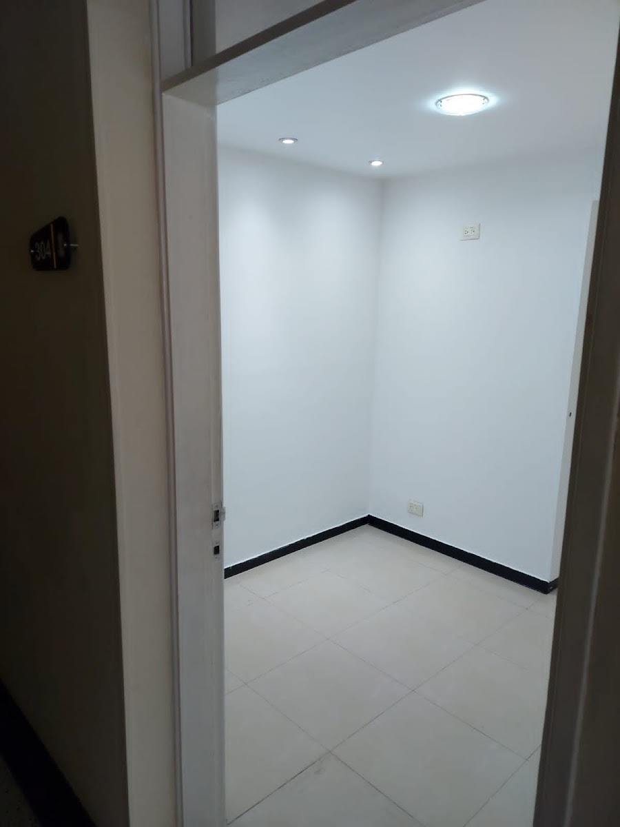 Oficina  en Venta - Centro, Pereira, 23,002 m² (foto 3) — CREBI