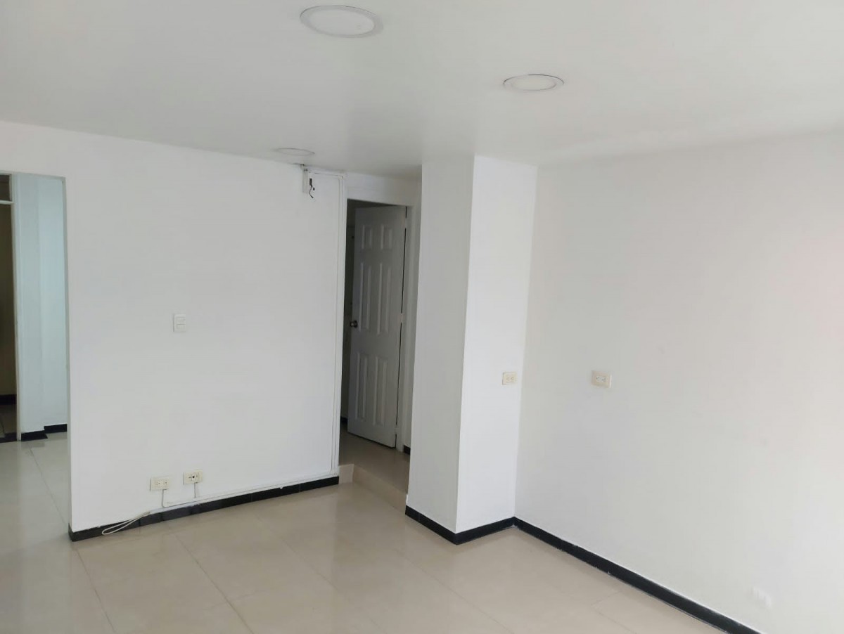 Oficina  en Venta - Centro, Pereira, 23,002 m² (foto 4) — CREBI