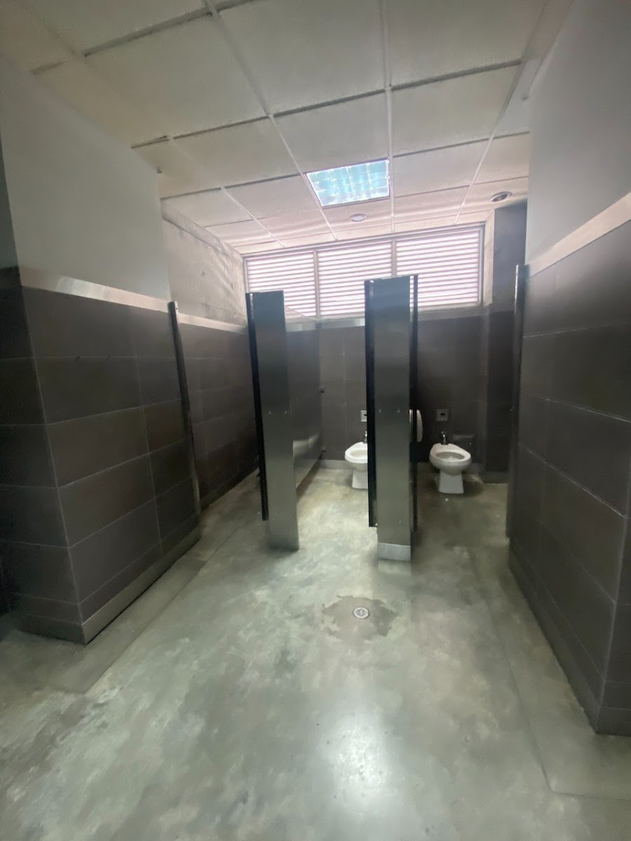 Oficina  en Arriendo - Centro, Pereira, 761,002 m² (foto 9) — CREBI