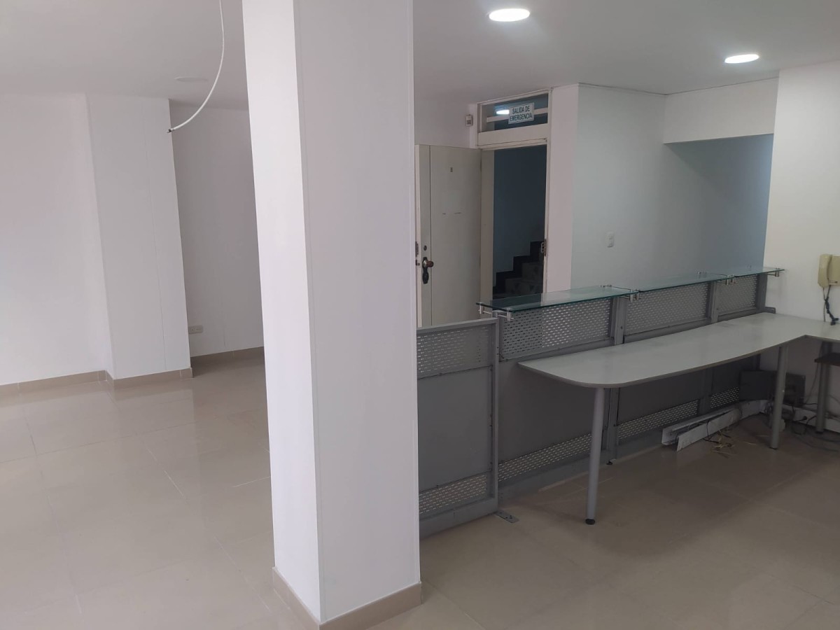 Oficina  en Venta - Centro, Pereira, 89,002 m² (foto 3) — CREBI