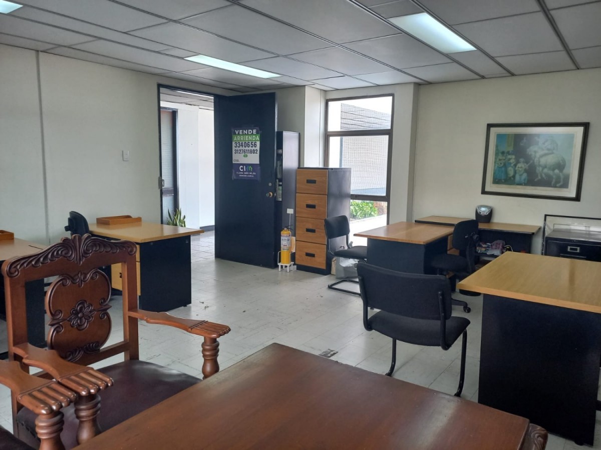 Oficina  en Venta - Centro, Pereira, 42,002 m² (foto 3) — CREBI