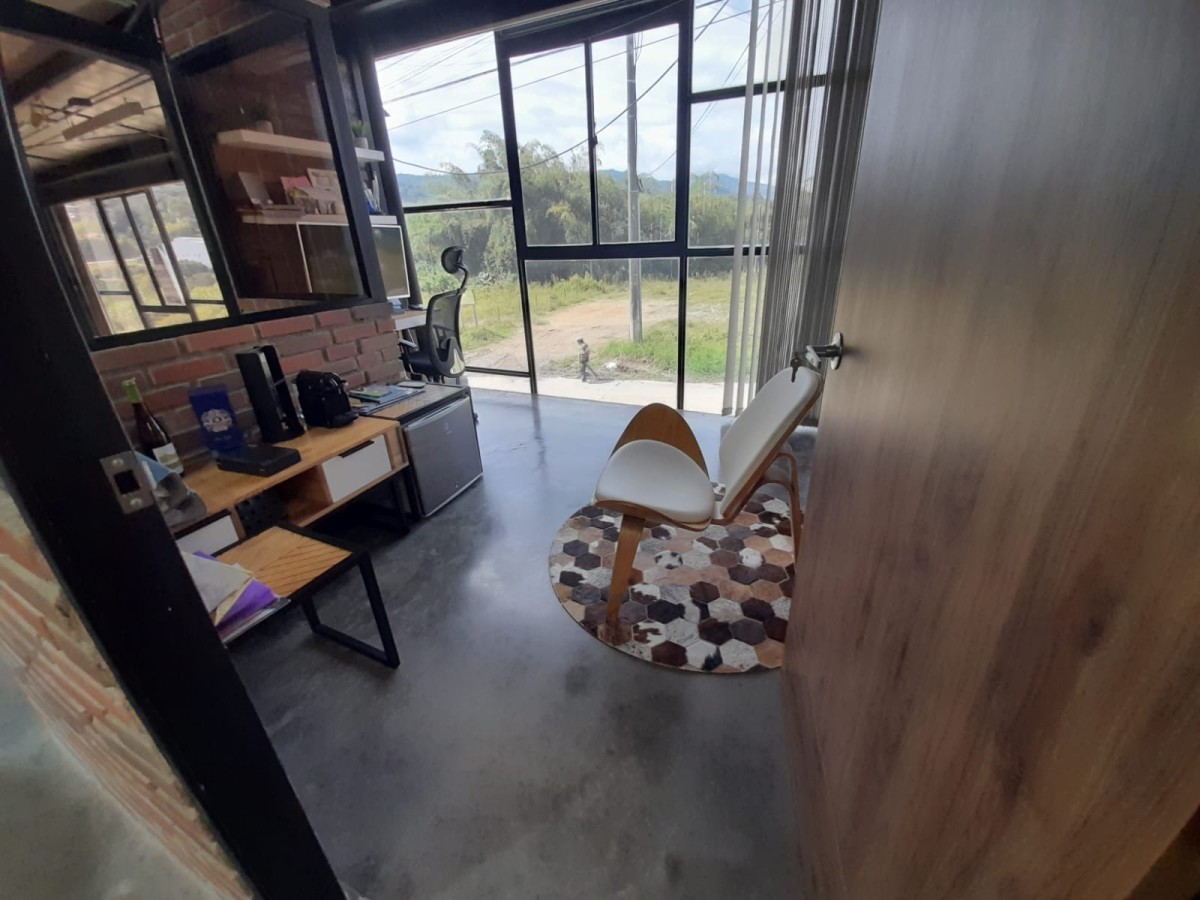 Oficina  en Arriendo - La Badea, Dosquebradas, 220,002 m² (foto 8) — CREBI