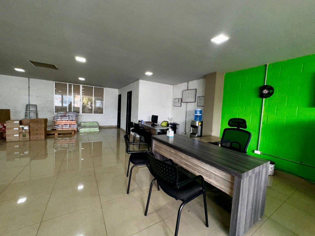 Oficina  en Arriendo - La Badea, Dosquebradas, 230,002 m² (foto 9) — CREBI