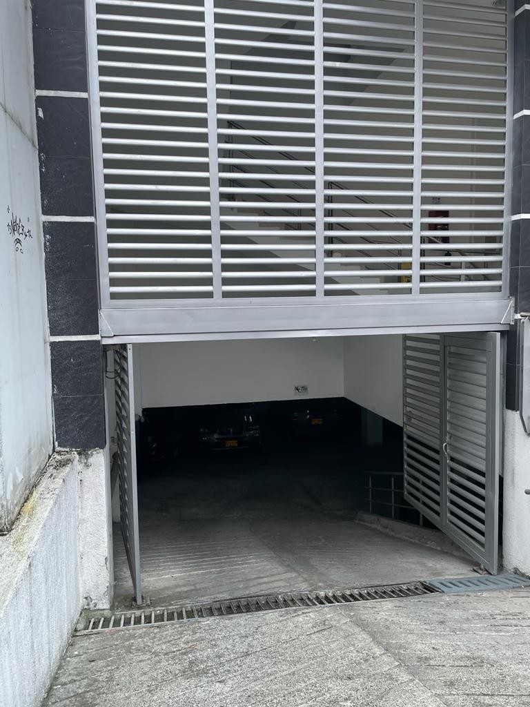 Oficina  en Arriendo - La Rebeca, Pereira, 400,002 m² (foto 2) — CREBI